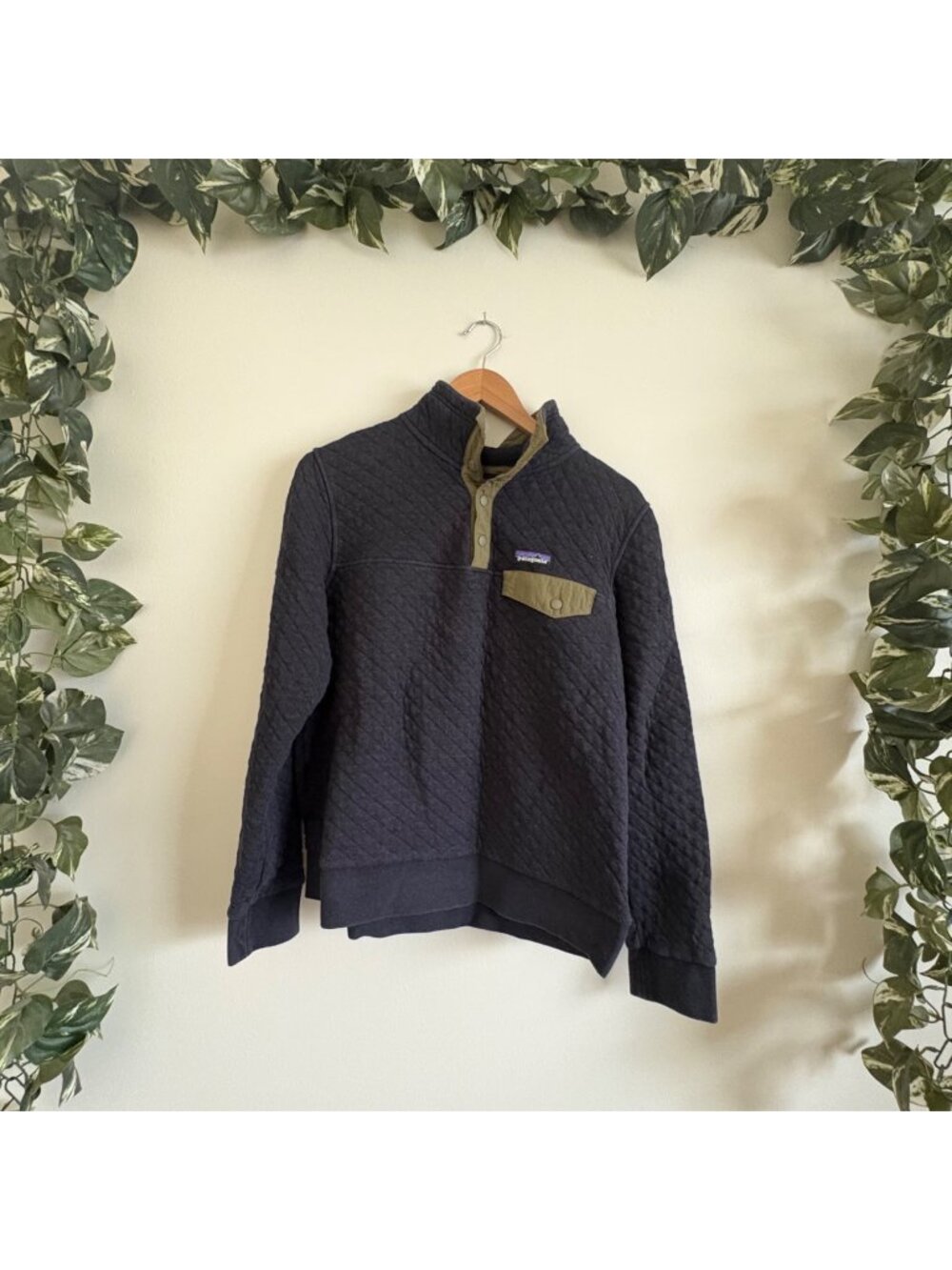 Patagonia Organic Cotton Quilt Snap-T Pullover Jacket Black Women’s Size M